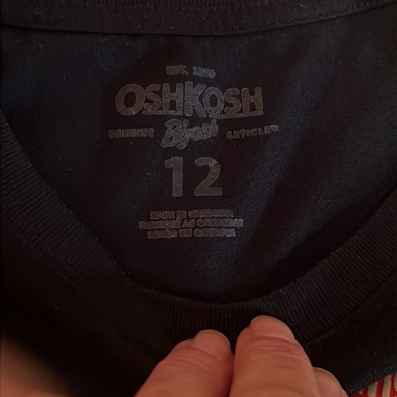 Like new! Oshkosh B’Gosh Christmas Rockin’ Santa /Plaid Boys Pajamas, (M) - Picture 6 of 16